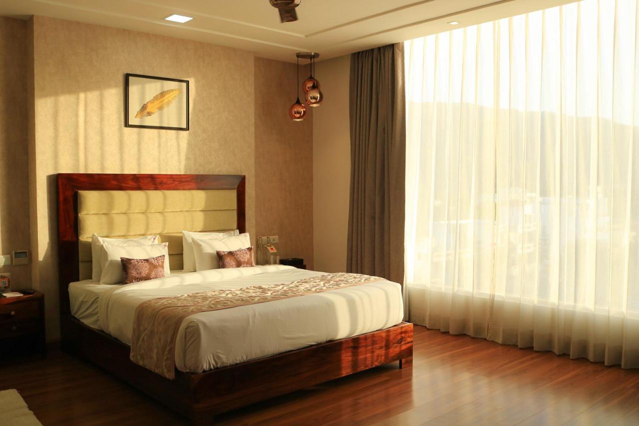 โรงแรมพรหมา ฮอไรซัน พุชการ์ ภายนอก รูปภาพ